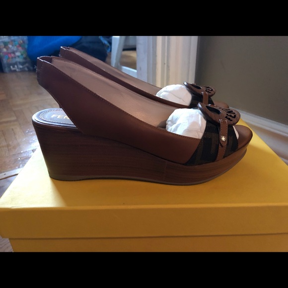 Fendi wedge heels - Picture 2 of 6